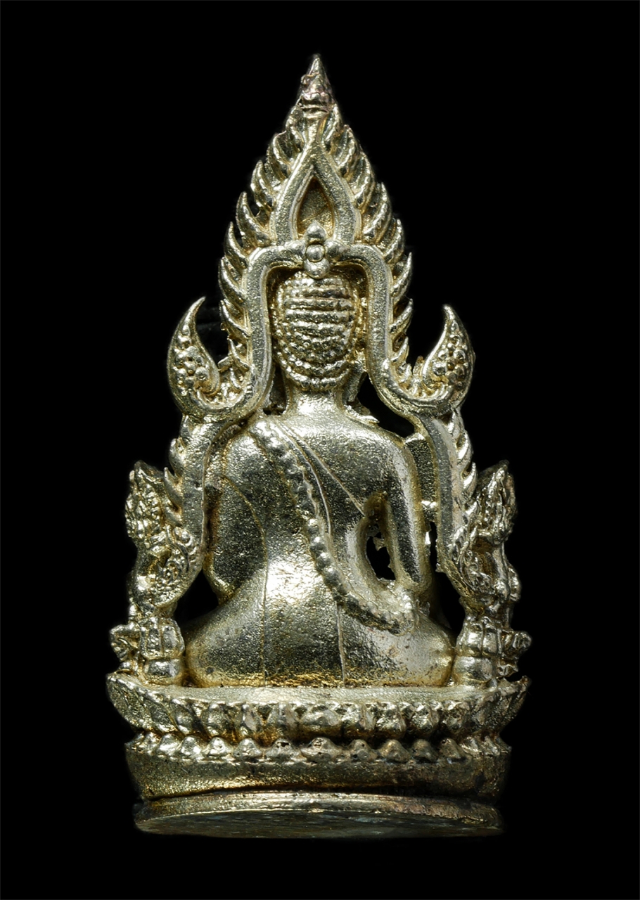 2569-03-04 (70)p.jpg - รูปหล่อพระพุทธชินราช พิมพ์แต่งฉลุลอยองค์ วัดพระศรีรัตนมหาธาตุ จ.พิษณุโลก ปี2555 กะไหล่เงิน พระสวย พิธีใหญ่ พร้อมกล่องเดิมๆ#2 | https://kamulet.in.th